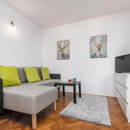 Apartment Solec 79 By Renters Warschau