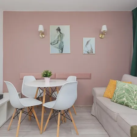 Solec 79 By Renters *