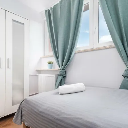 Apartmán Solec 79 By Renters Varšava