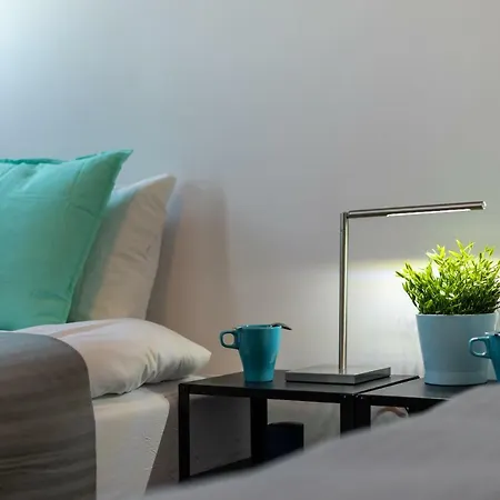 Solec 79 By Renters Warschau