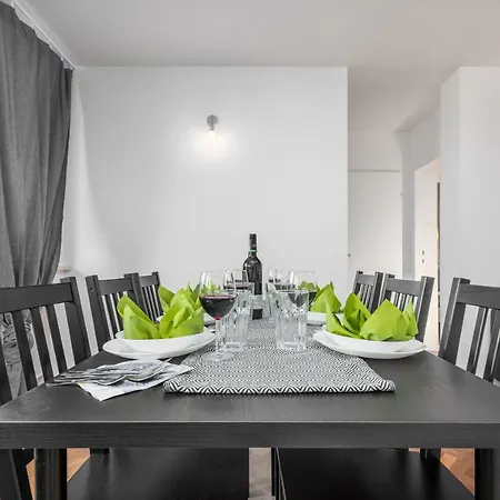 Apartament Solec 79 By Renters