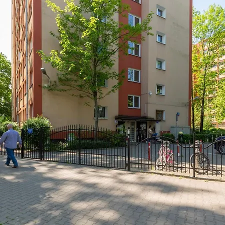 Solec 79 By Renters Varsó